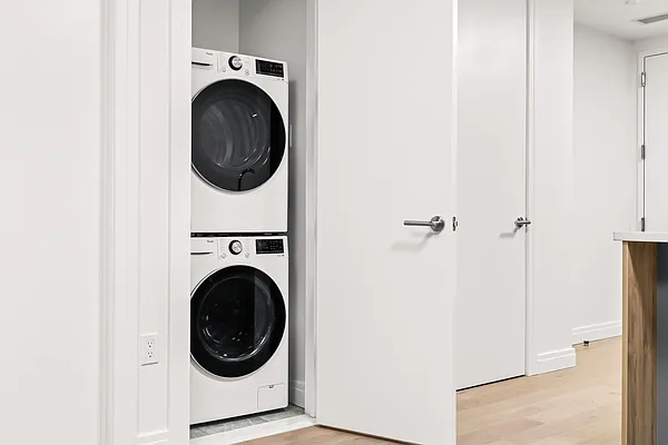 Rented by Nooklyn NYC LLC | media 8