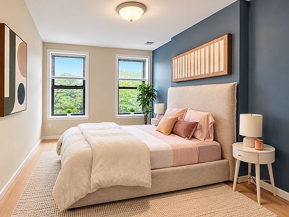 5th image of 82 Sterling Pl APT 4