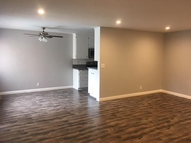 1st image of 649 Westbourne Dr APT 206