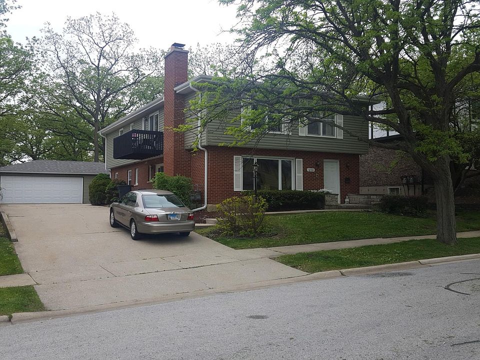 1st image of 16784 Hillside Pl #2