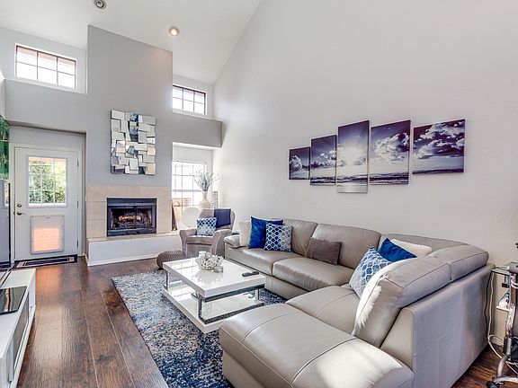 5th image of 574 N Aspen Dr