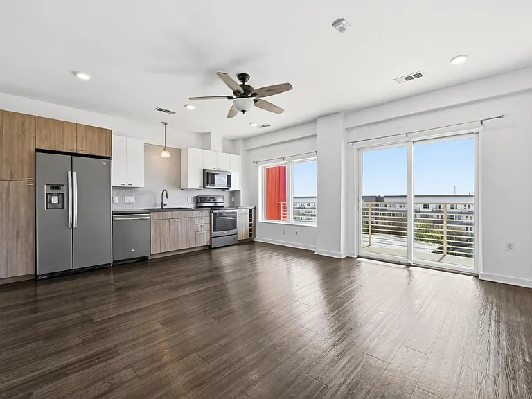 4361 S Congress Ave #526 — Photo 4