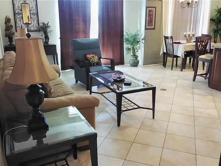 5076 Annunciation Cir #2206 — Photo 5