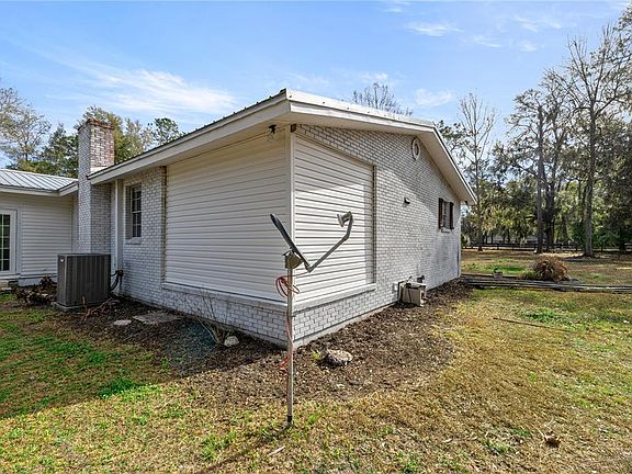 5th image of 5100 SE 44th Avenue Rd