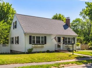 30 Karen Rd, Wakefield, MA 01880