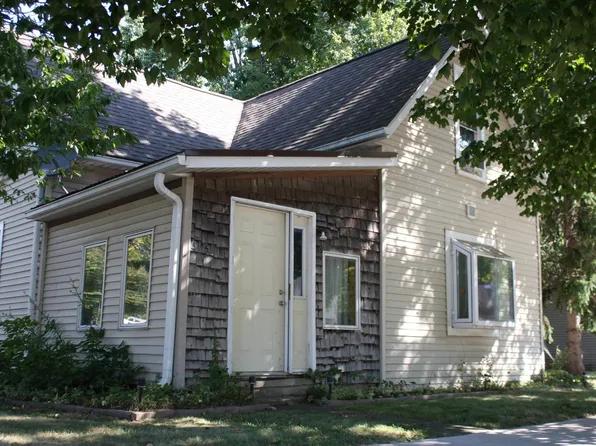 515 E Main St, Camden, IN 46917