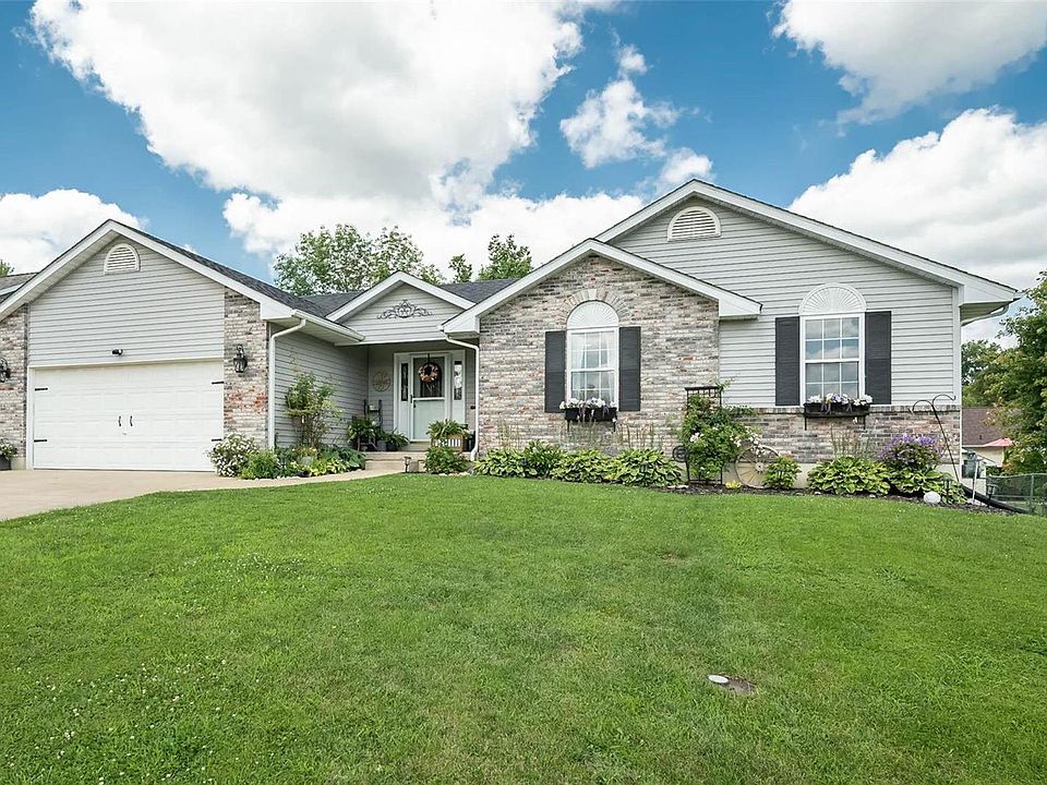 1st image of 1213 Shingle Oak Ct