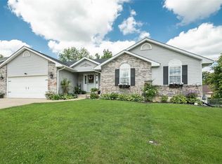 1213 Shingle Oak Ct, Troy, MO 63379