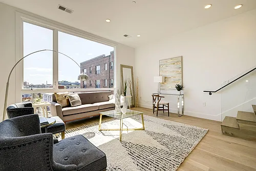 1424 Belmont St NW #9 Photo 1