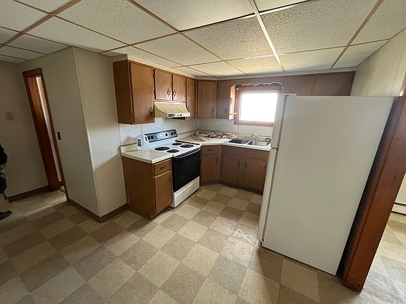 3rd image of 40 Aroostook Ave #4
