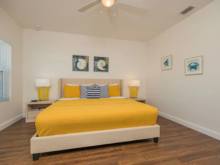 6832 Middleton Ave — Photo 34