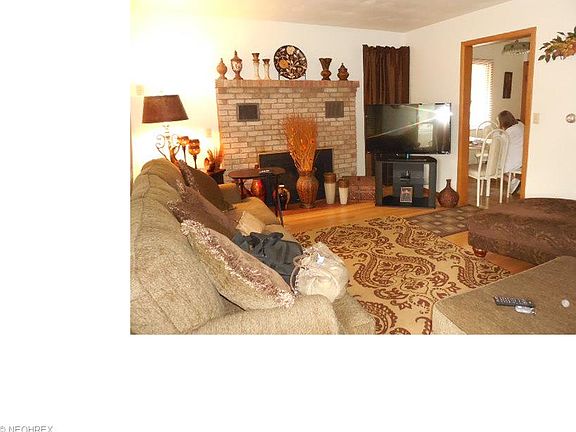 5th image of 5041 Forest Park Pl #5043