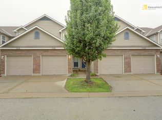 5520 N Broadway Ave, Kansas City, MO 64118