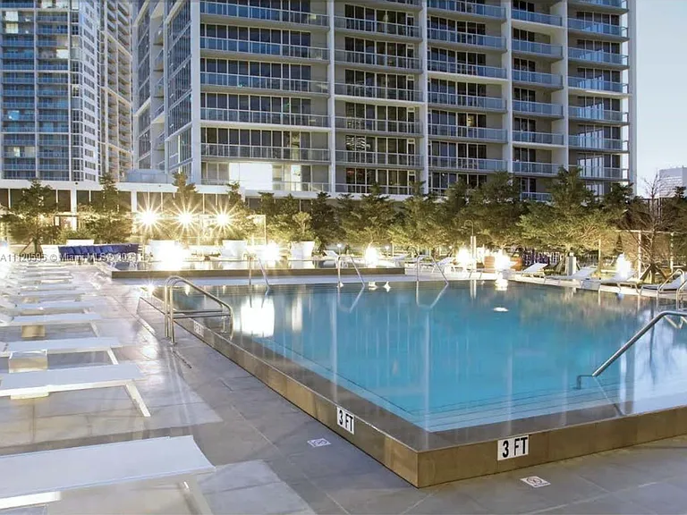 1905-495 SW Brickell Ave #1905 — Photo 8