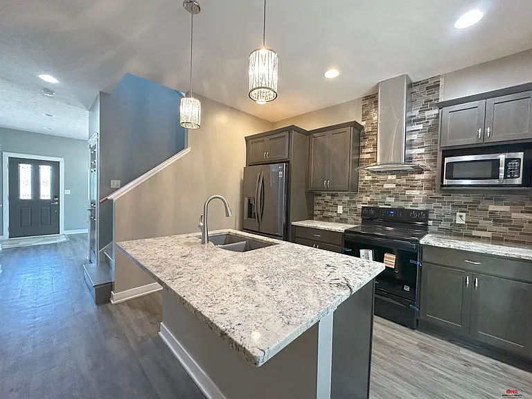 3445 S St — Photo 10