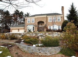 9607 Sotweed Dr, Potomac, MD 20854