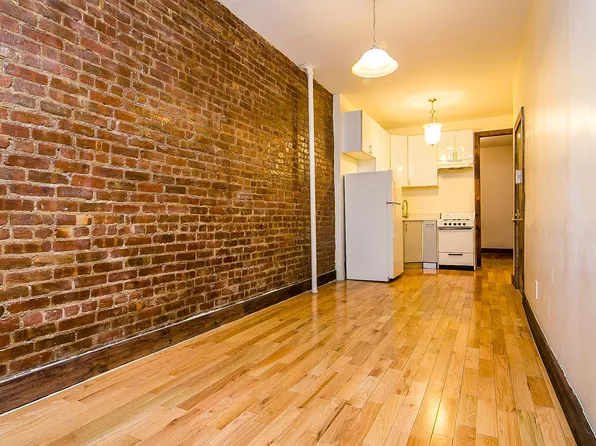 839 Hart Street image 1 of 12