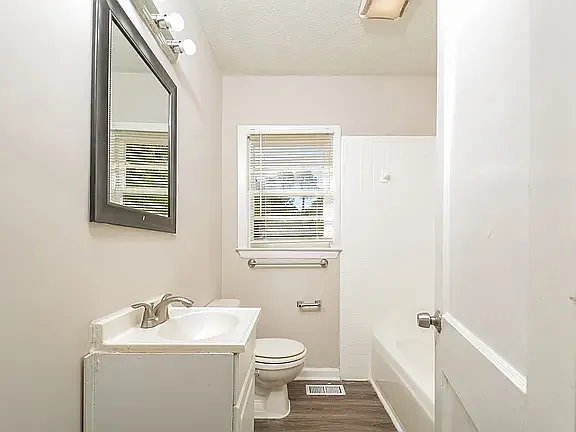 5101 Catalpa Rd — Photo 7