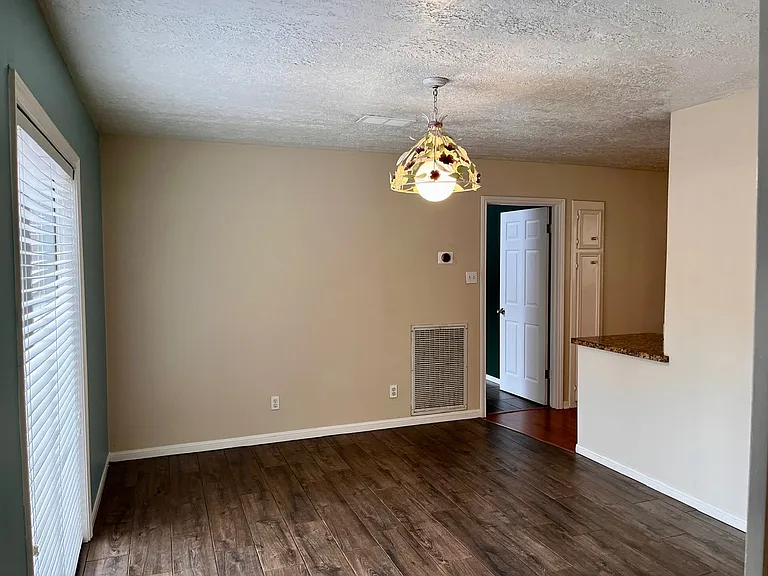 2600 Arbor Dr — Photo 6