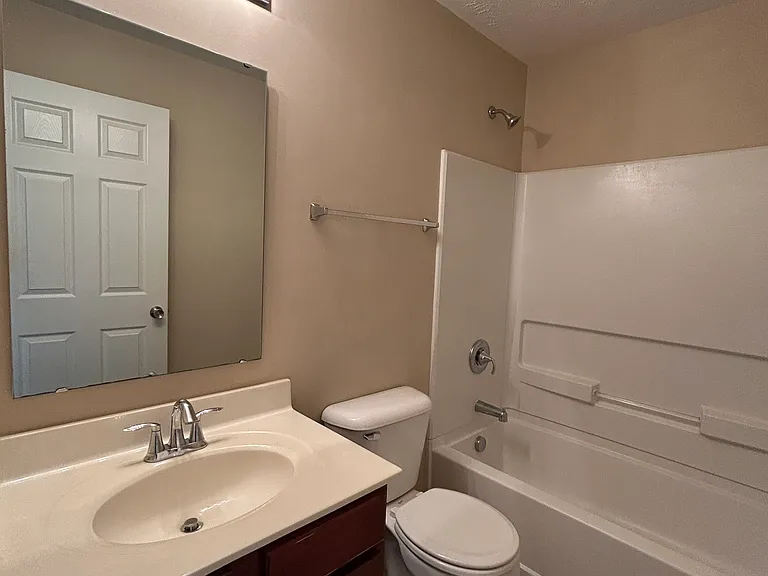 8268 Jo Ellen Dr — Photo 25