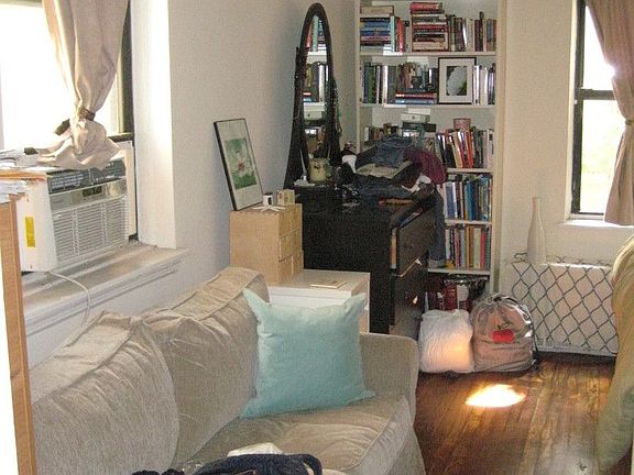 5th image of 302 W 105th St #2R
