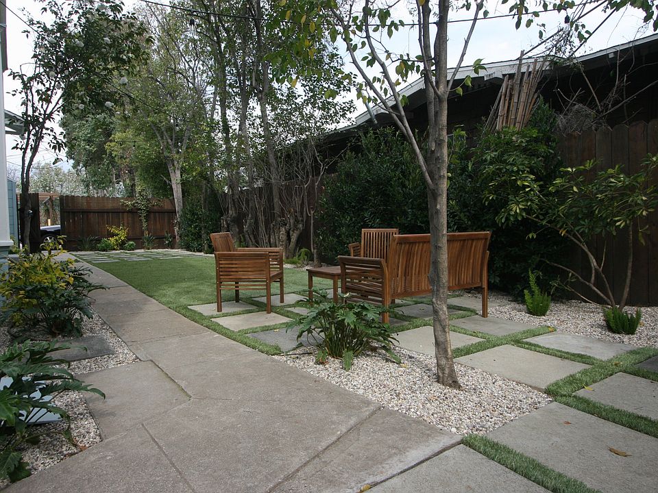 1st image of 999 E Orange Grove Blvd