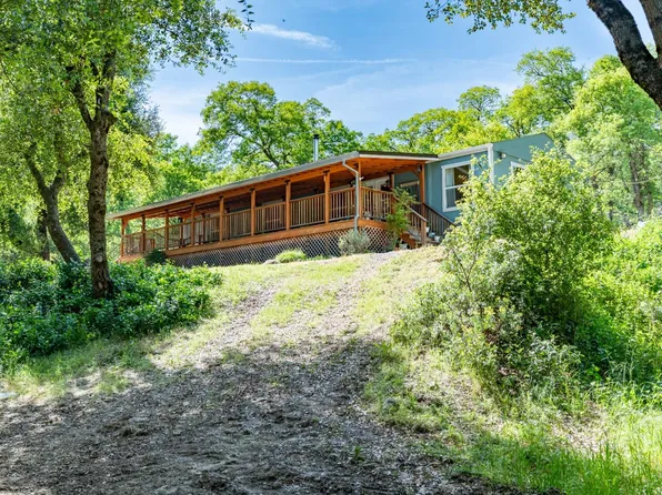 19961 Inks Dr, Tuolumne, CA 95379