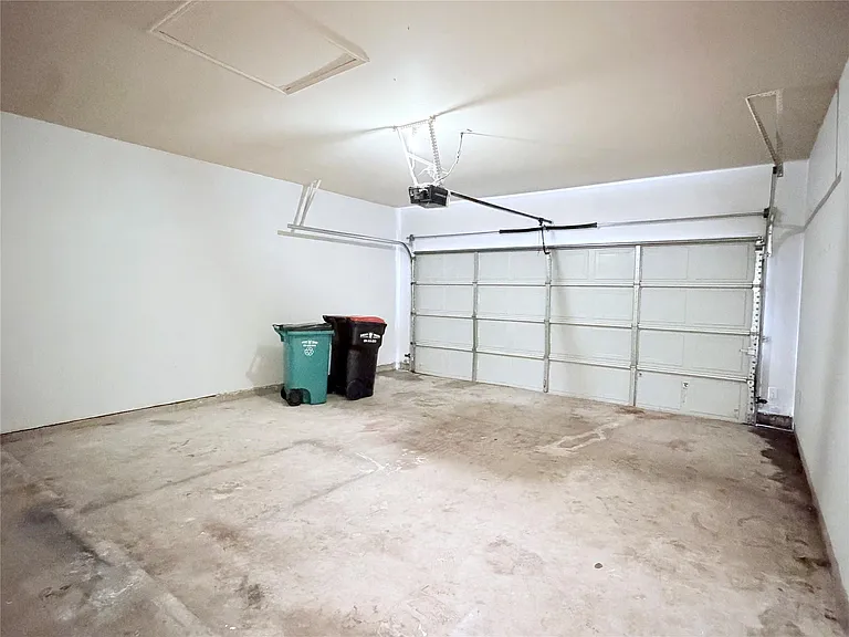 7403 Bering Landing Dr — Photo 12