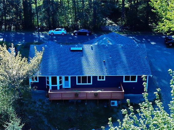 2nd image of 8034 Dawn Hill Dr SE