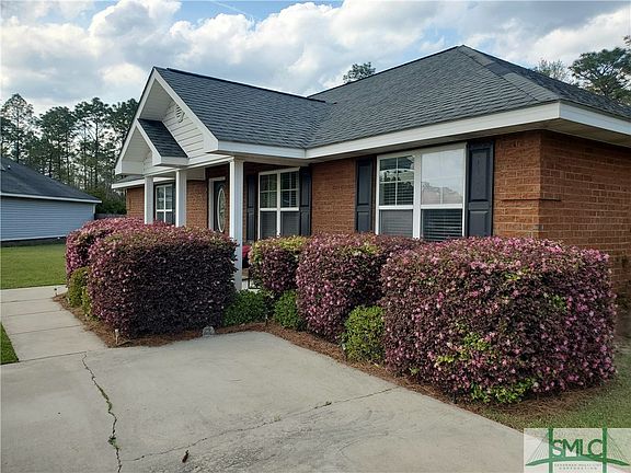 2nd image of 337 Winchester Way SE