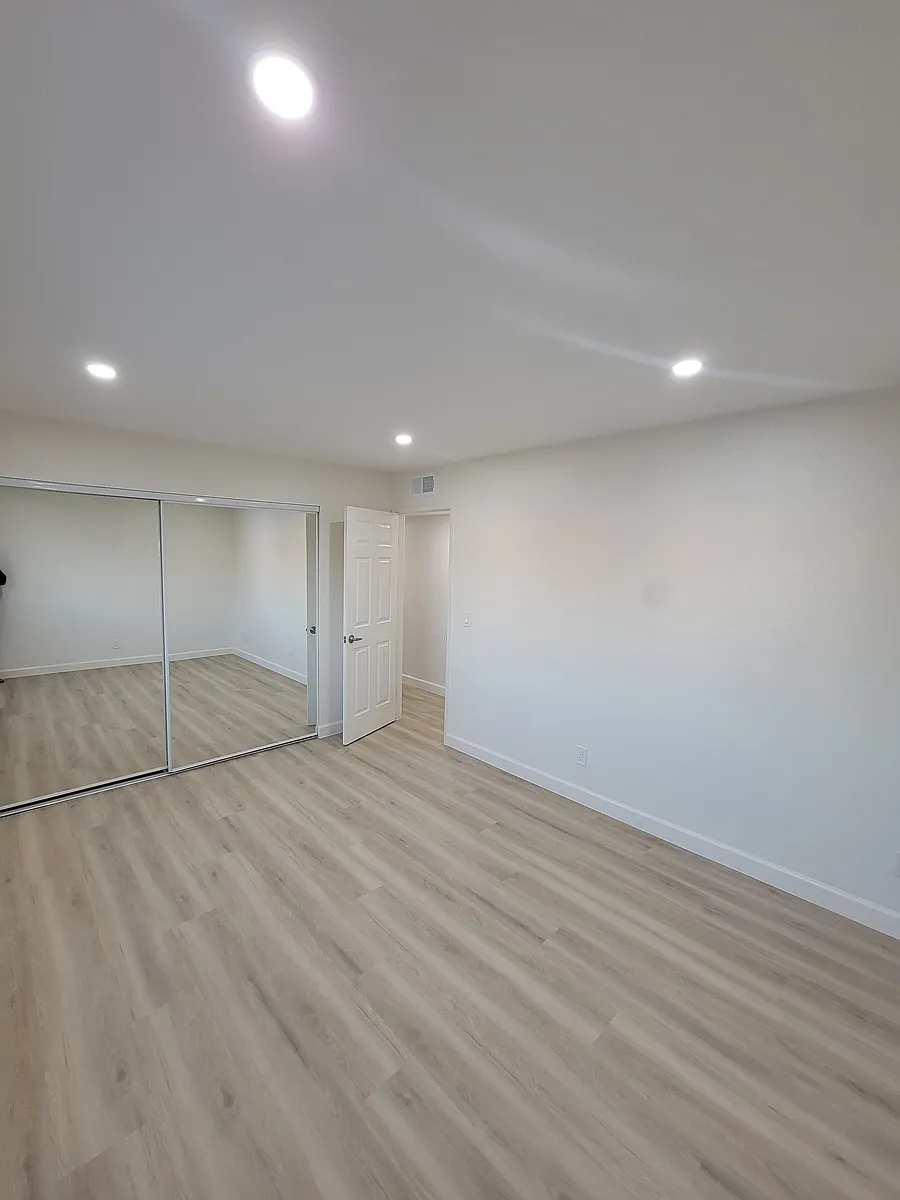 Building Photo - 10984 Rincon St