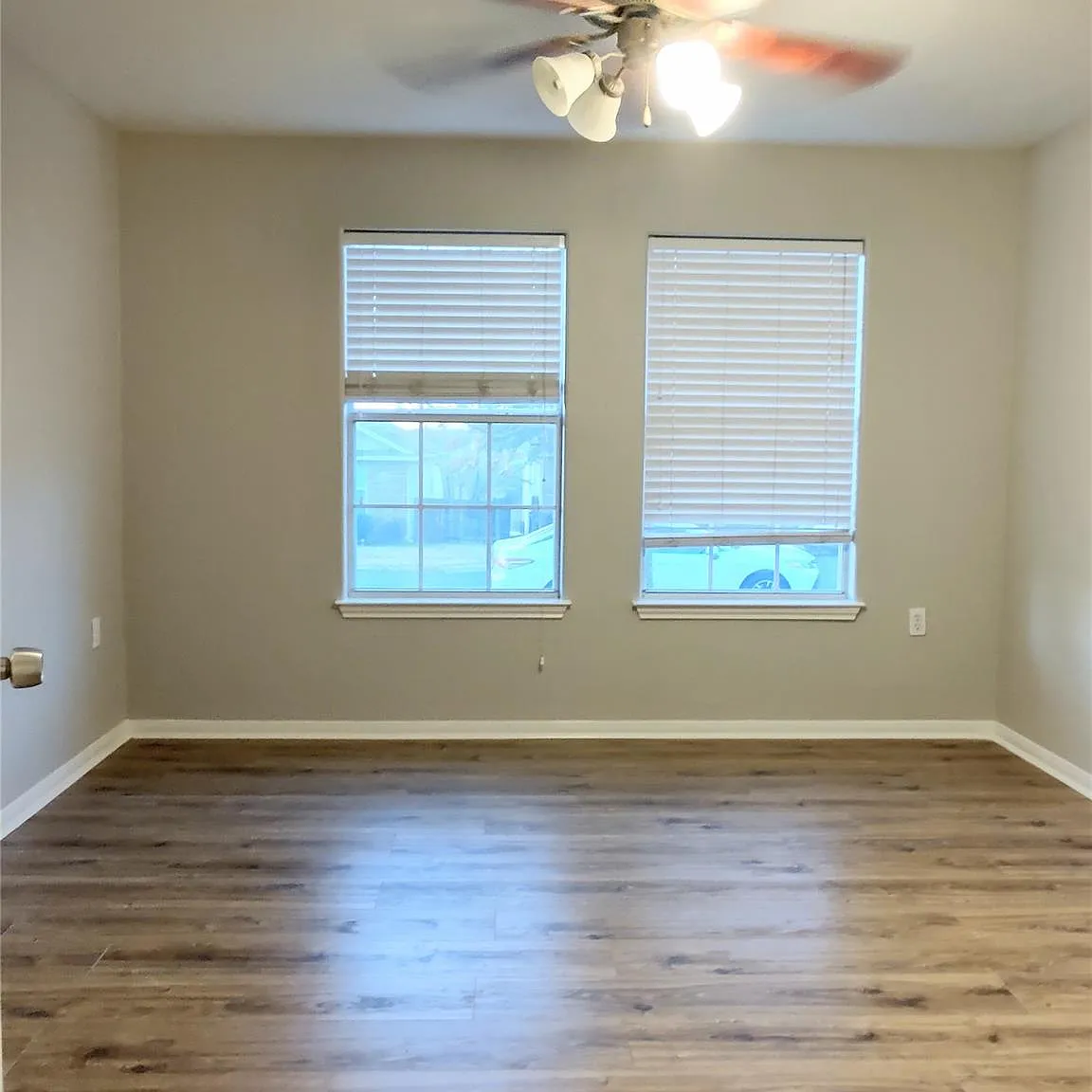 4 bed, 2.5 bath, 1740 sqft, $2,100 — Photo 4