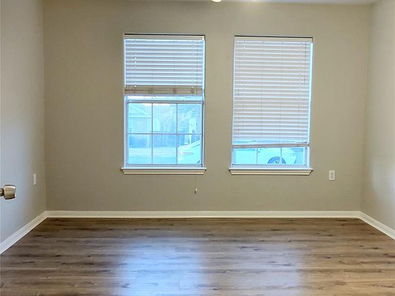 4th image of 6133 Perlita Dr