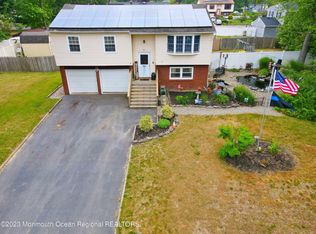 3 Pigeon Pl, Bayville, NJ 08721