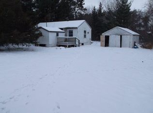 41254 Vickers St NE, Braham, MN 55006