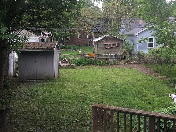 4th image of 544 Cornell Ave
