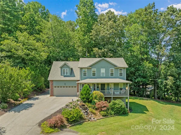 21 Good Day Ct, Candler, NC 28715