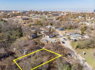 1136 Betterton Cir, Dallas, TX 75203