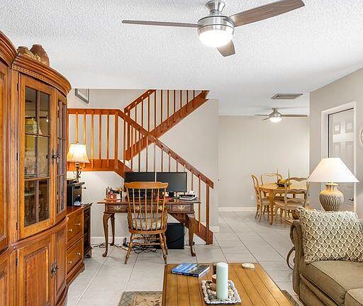3rd image of 48 Essex Court #D