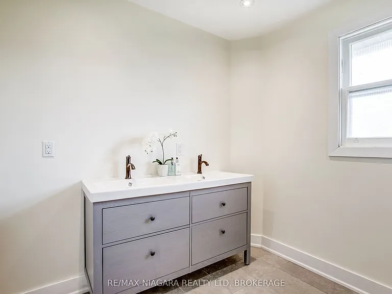 6801 Dunn St #MAIN LEVEL — Photo 8