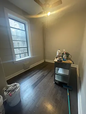 Rented by NYC LUXURY APT RENTALS CO LLC | media 6