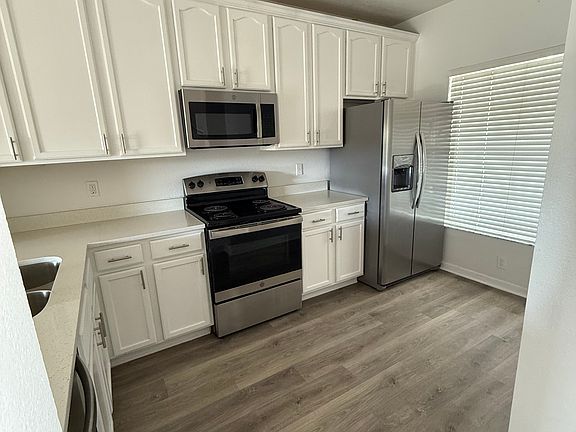 3rd image of 10836 Savannah Wood Dr #134