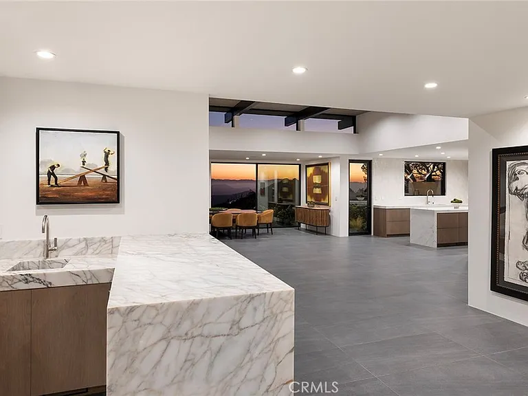 9015 Alto Cedro Dr — Photo 21