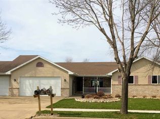 500 W Florida Ave, Little Chute, WI 54140