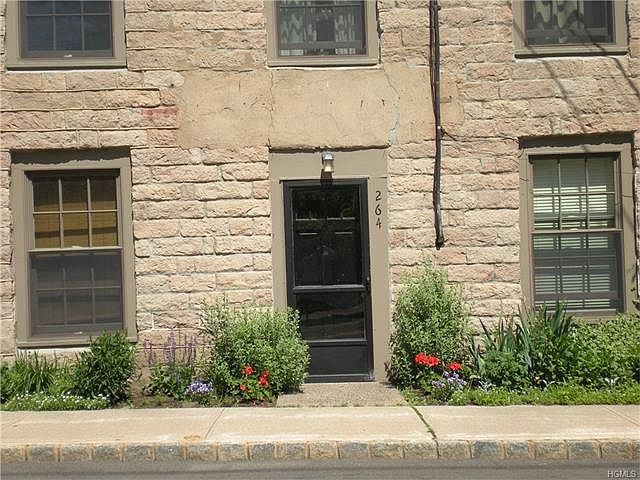 1st image of 264 Piermont Ave APT 4