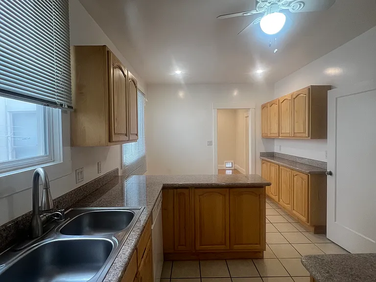 22 Alvarado St — Photo 10