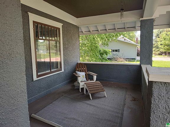 4th image of 1414 Avenue F