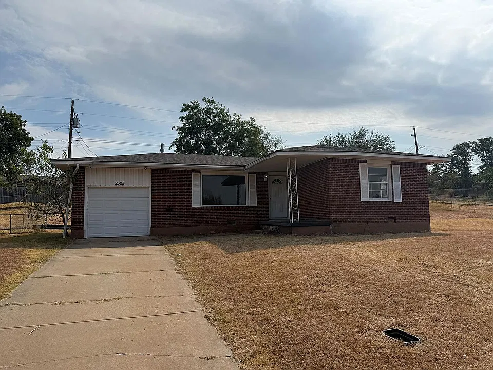 2325 NW 35th St