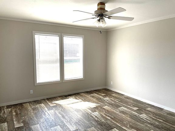 5th image of 289 Silver Peak Dr #295