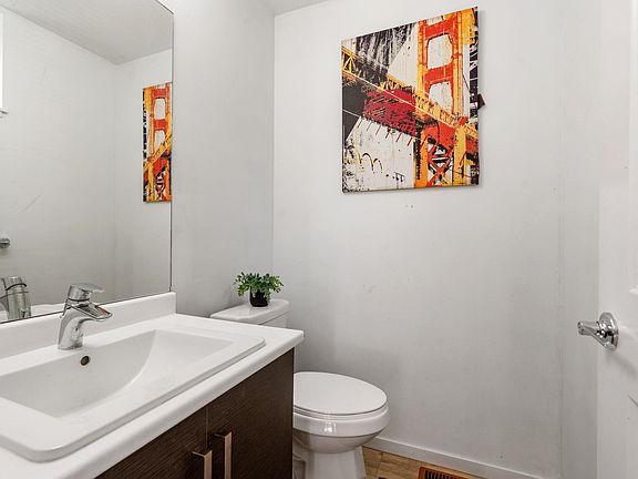 4th image of 13886 62nd Ave #25
